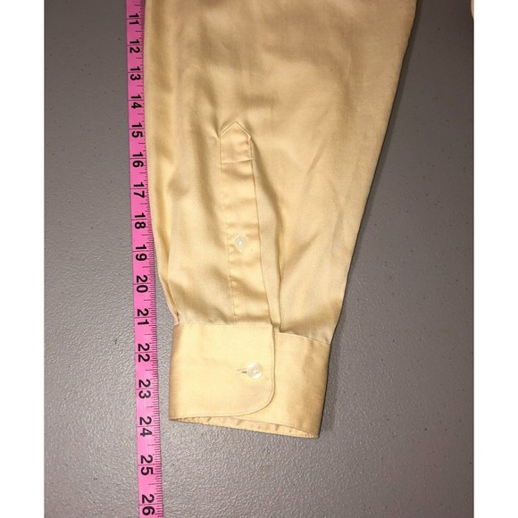 Crazy Horse‎ Dress Shirt Men's Size 17.5 34-35 Pale Yellow Button Up Sateen - Picture 7 of 8